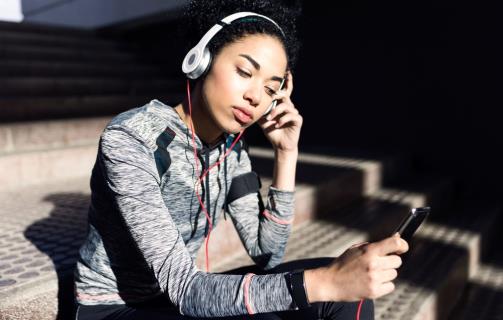 Mobile-Music-Headphones.jpg